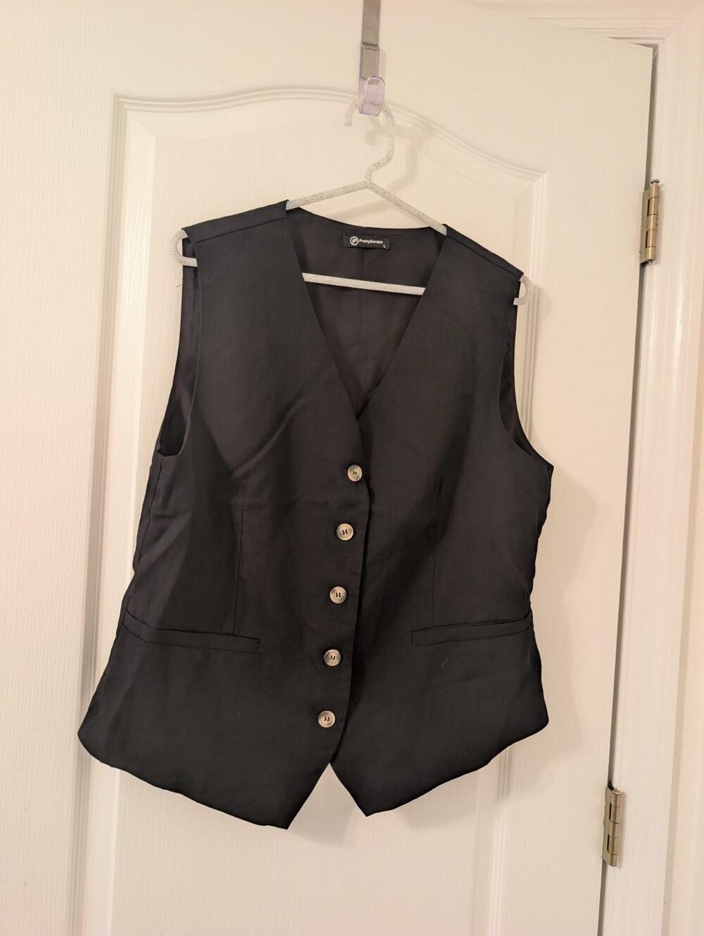 Pretty Garden Womens Black Button Front Vest Large